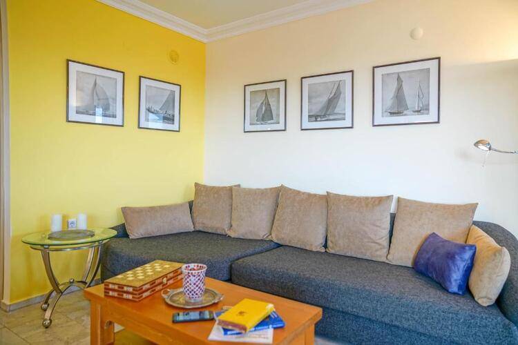 Picus Apartment (Adults Only 18+)