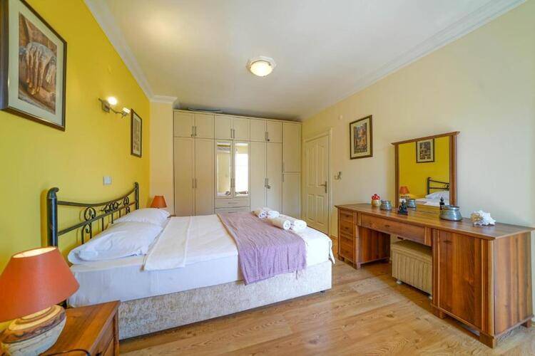 Picus Apartment (Adults Only 18+)