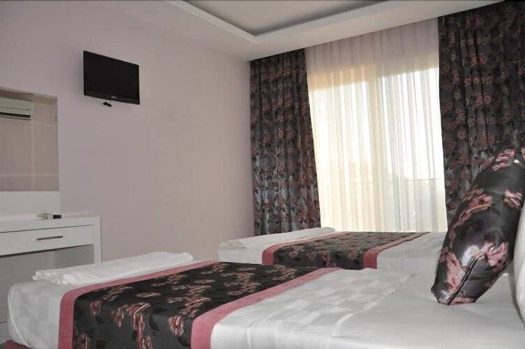 Beachway Hotel