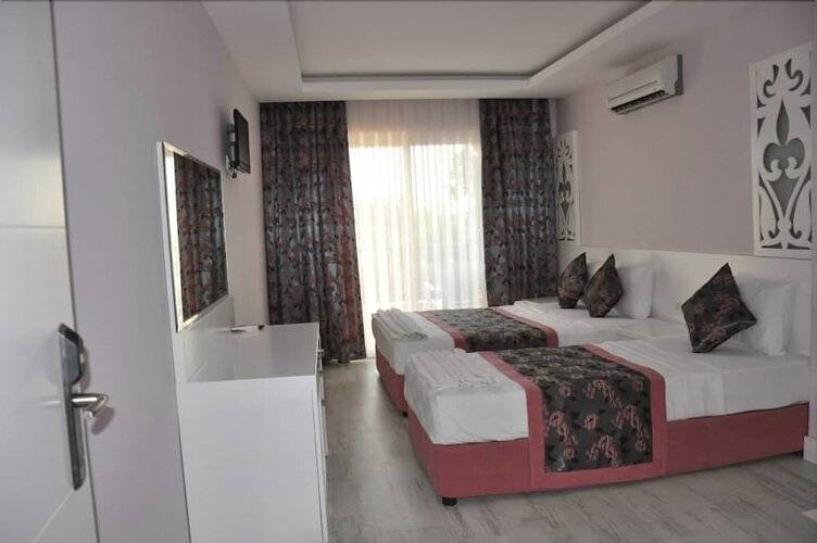 Beachway Hotel