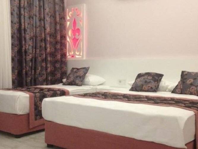 Beachway Hotel