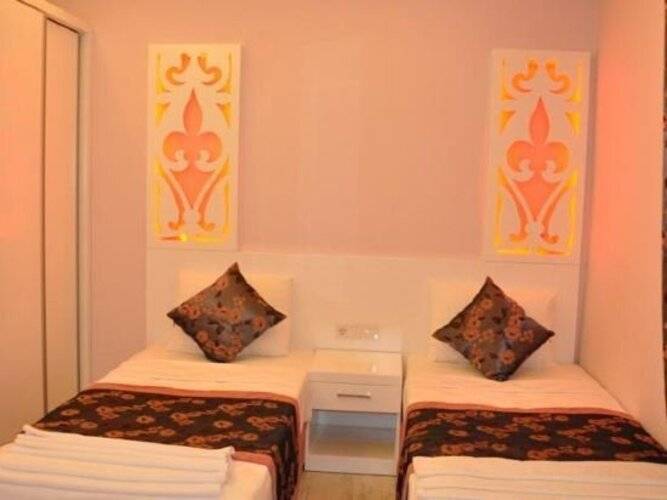 Beachway Hotel