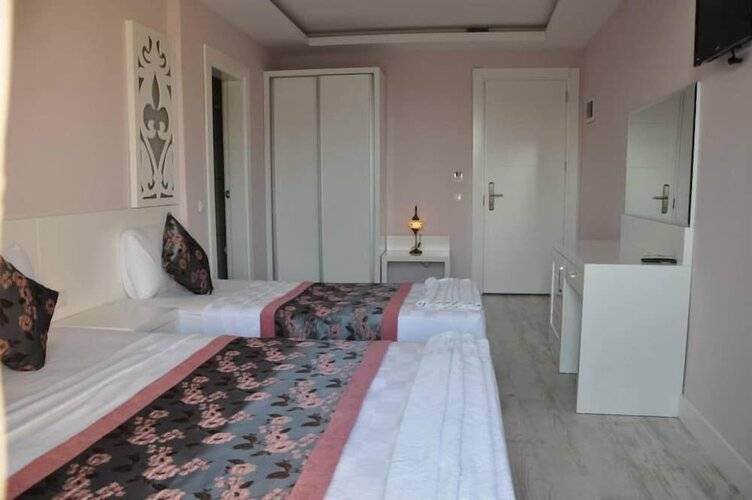 Beachway Hotel