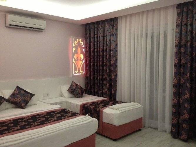 Beachway Hotel