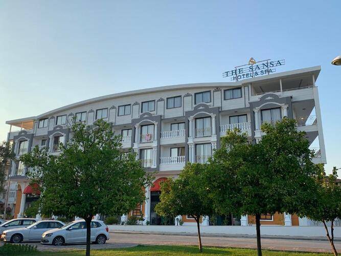 The Sansa Hotel & Spa