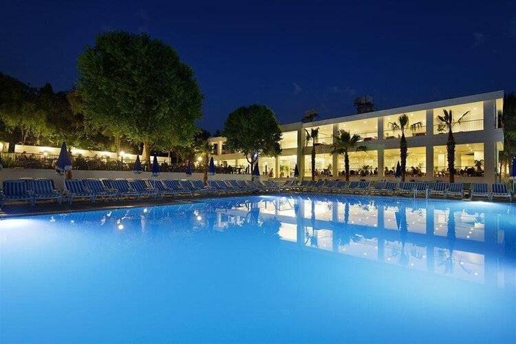Side Beach Club Hotel