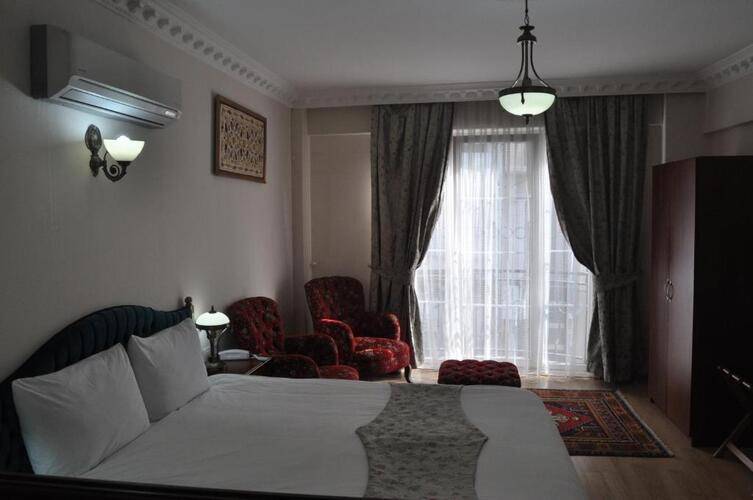 Basileus Hotel