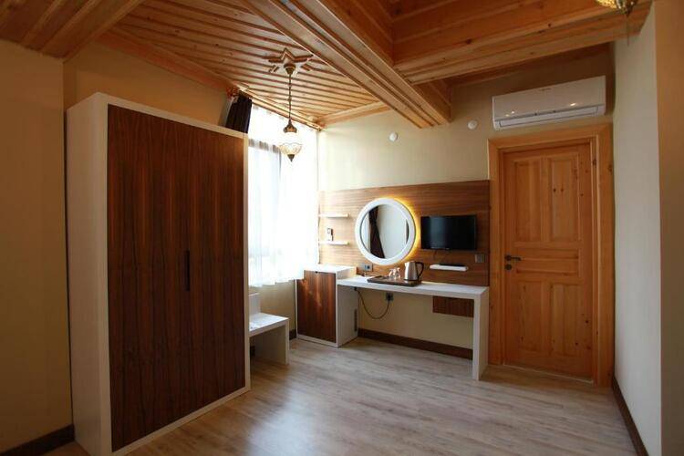 Bacchus Pension