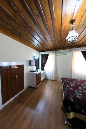 Bacchus Pension