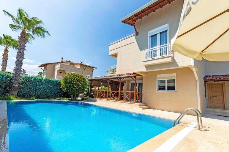 Paradise Town Villa Lisa