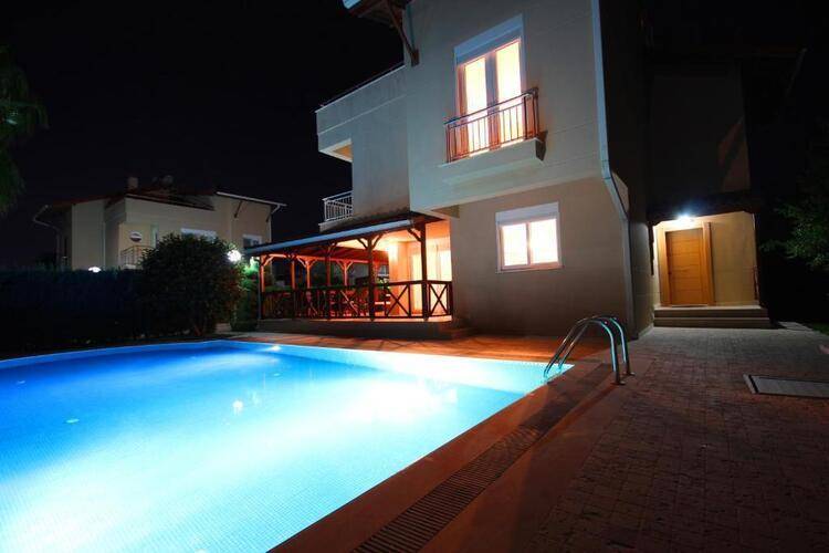 Paradise Town Villa Lisa