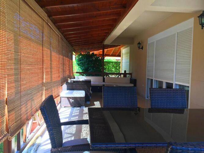 Paradise Town Villa Lisa