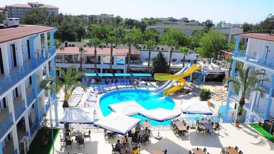 Blue Sky Hotel