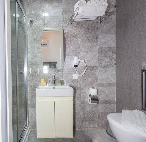Cedrus Hotel