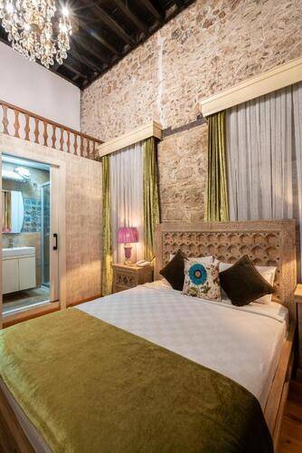 Cedrus Hotel
