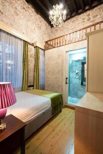 Cedrus Hotel