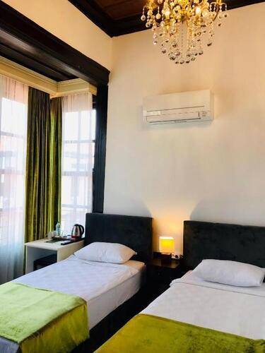 Cedrus Hotel