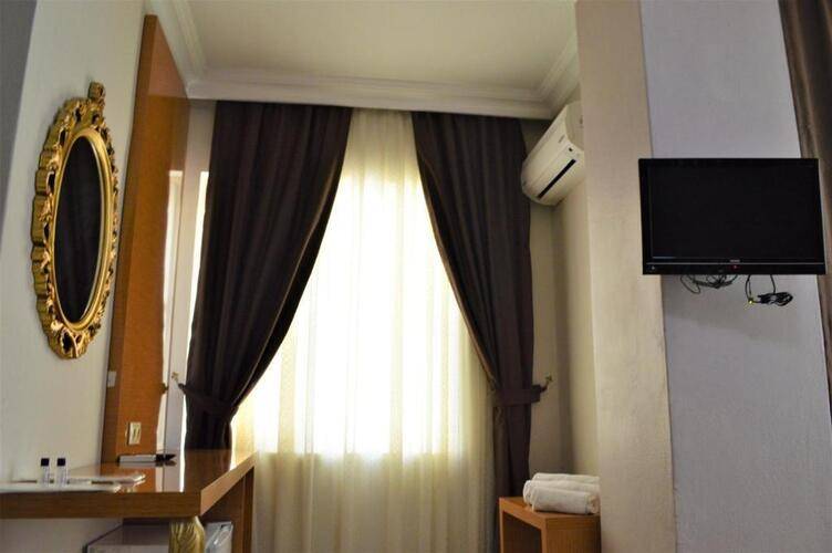 Derin Suit Otel