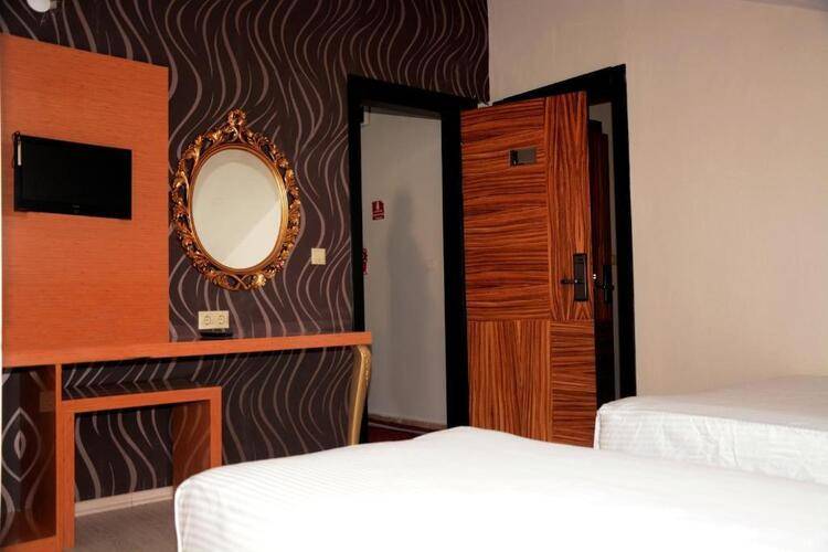 Derin Suit Otel