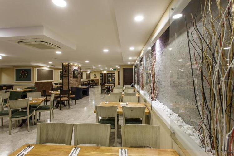 Hotel Antroyal
