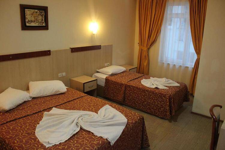 Safari Hotel