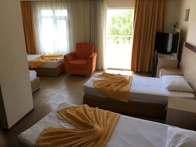 Safari Hotel