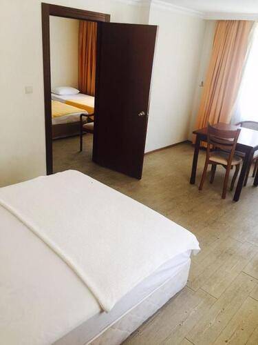 Safari Hotel