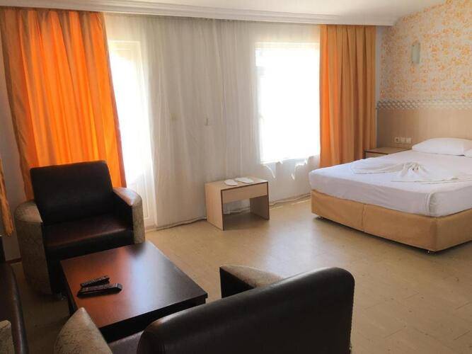 Safari Hotel