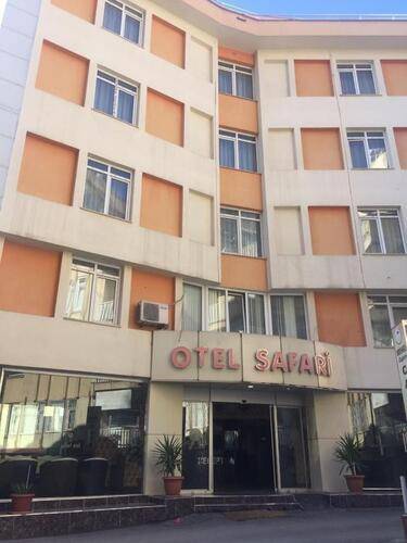 Safari Hotel