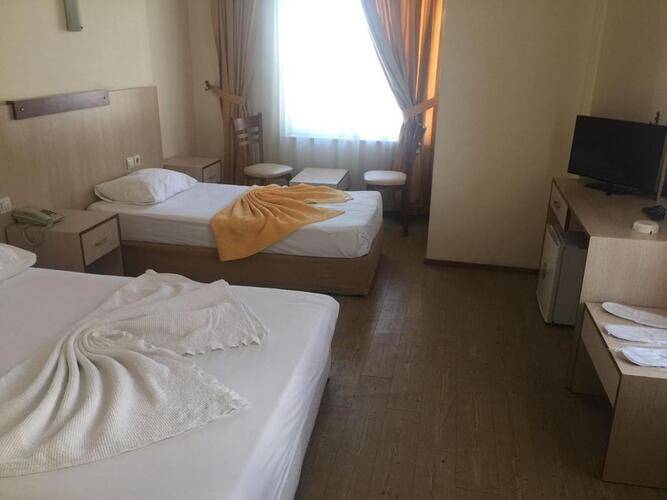 Safari Hotel