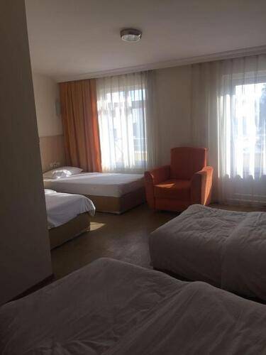 Safari Hotel