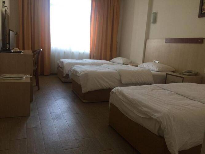 Safari Hotel
