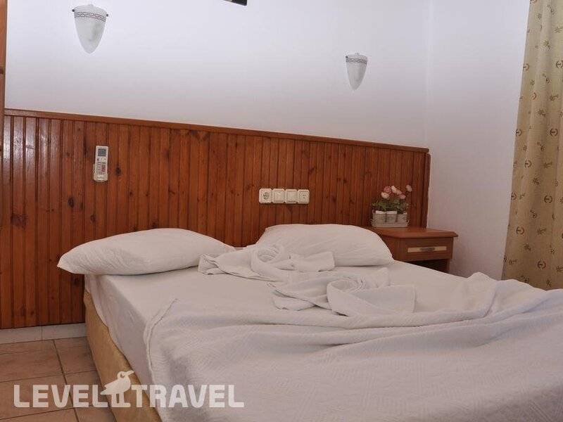 Фотография El Latino Hotel Фотография El Latino Hotel