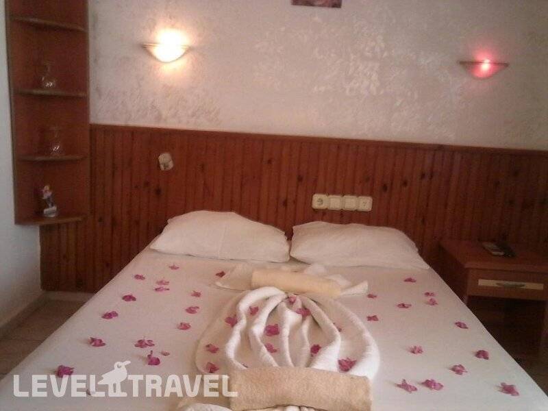 Фотография El Latino Hotel Фотография El Latino Hotel