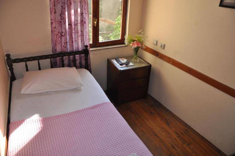 Kont Hostel