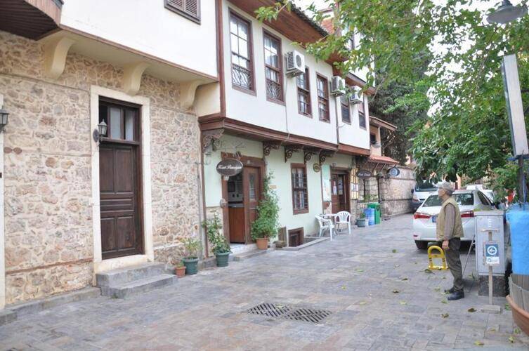 Kont Hostel