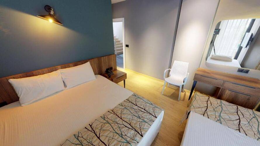 Nebilux Hotel