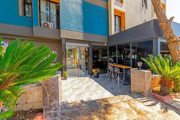 Nebilux Hotel