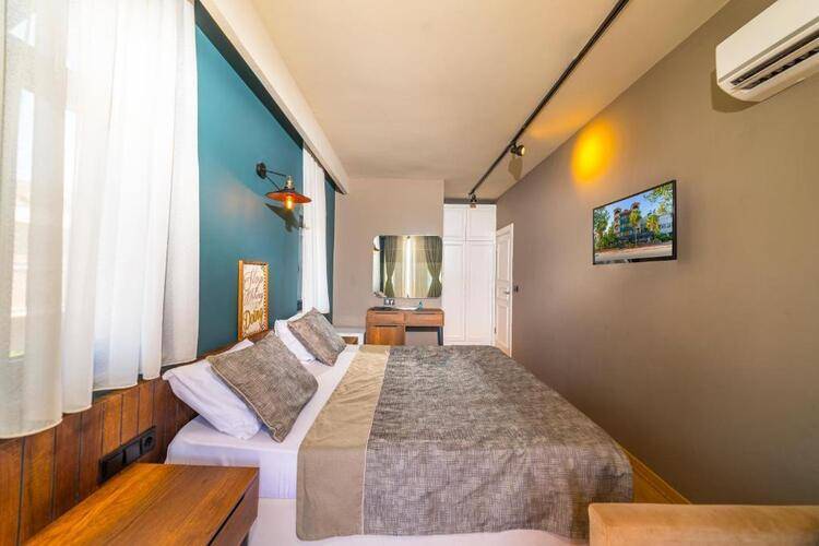 Nebilux Hotel
