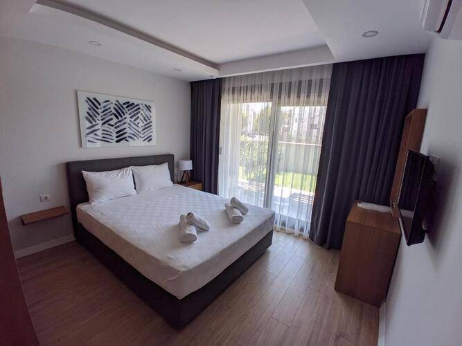 Veranda Suites