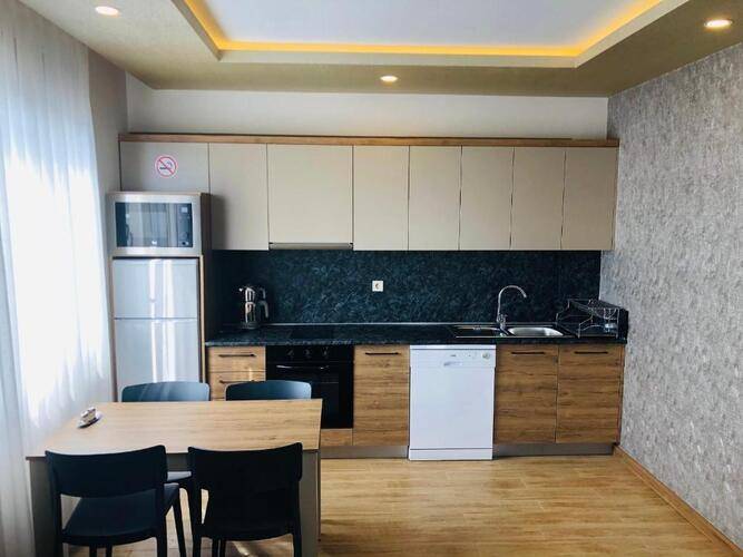 Golden World Suite Hotel