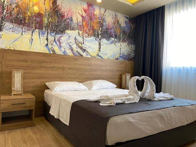 Golden World Suite Hotel