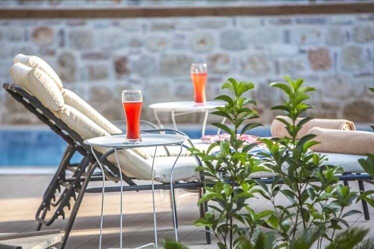 Char Me Boutique Hotel