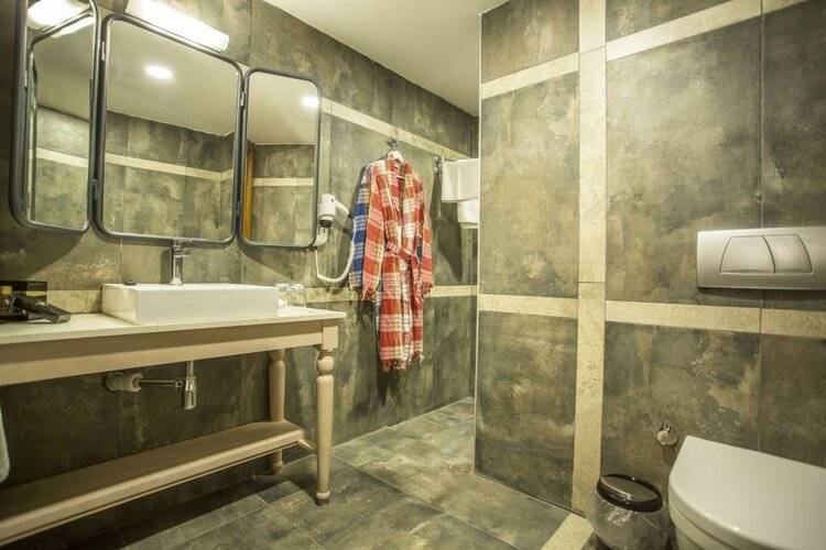 Char Me Boutique Hotel