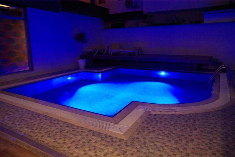 Delfino Buti̇k Otel