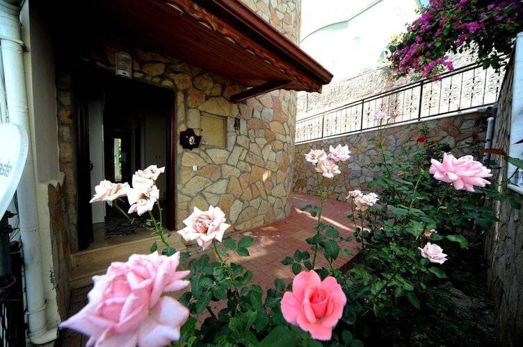 Emre Cemre Vilları 1