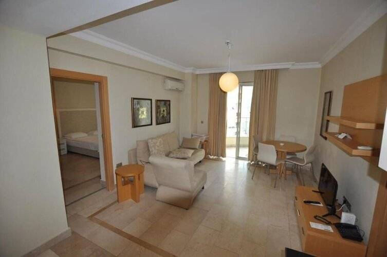 Goldcity Apartments