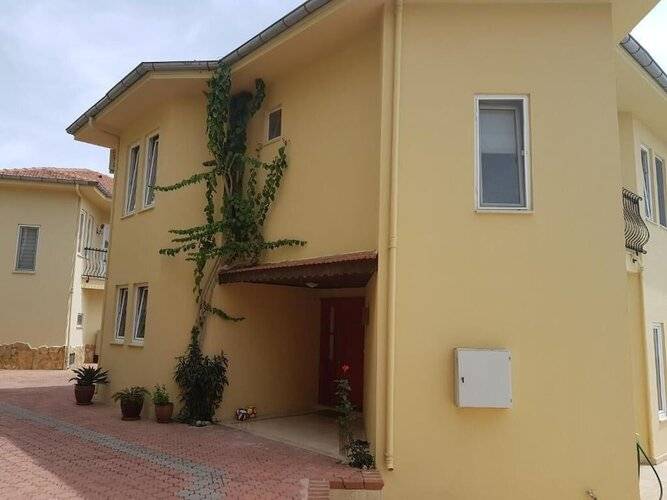 Goldcity Apartments