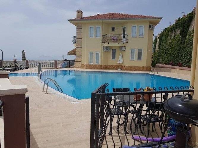 Goldcity Apartments