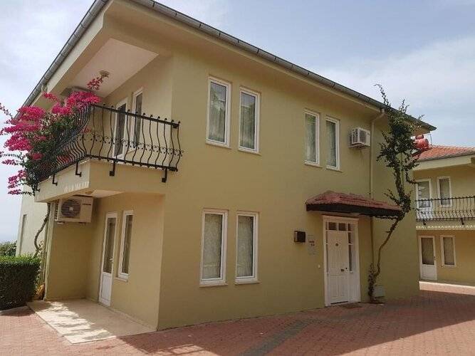 Goldcity Apartments